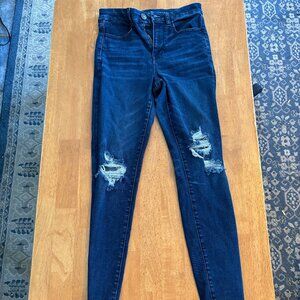 American Eagle Curvy Super Hi Rise Jeggings Size 6 Long Distressed Denim